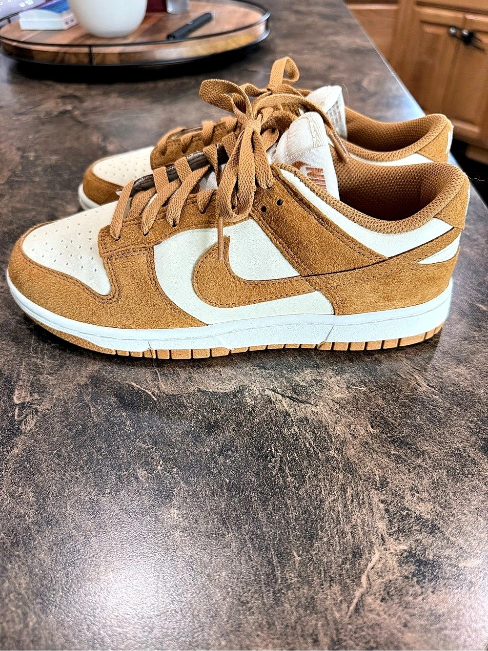 Nike Dunk Low Light Orewood Brown Sesame Sneakers Like New
